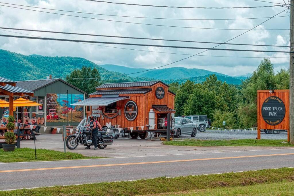 The Moondance Cabin By Lightfoot Stays Vacation Rentals Sevierville Εξωτερικό φωτογραφία