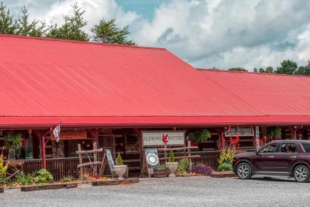 The Moondance Cabin By Lightfoot Stays Vacation Rentals Sevierville Εξωτερικό φωτογραφία