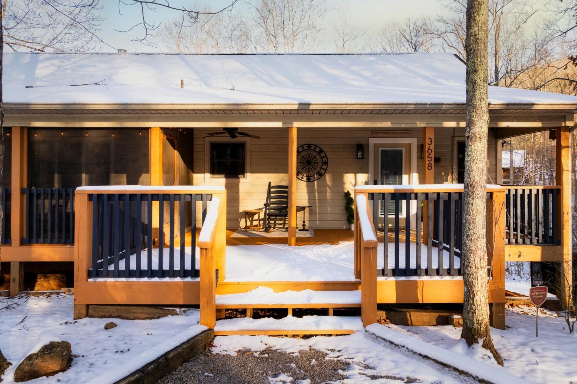 The Moondance Cabin By Lightfoot Stays Vacation Rentals Sevierville Εξωτερικό φωτογραφία